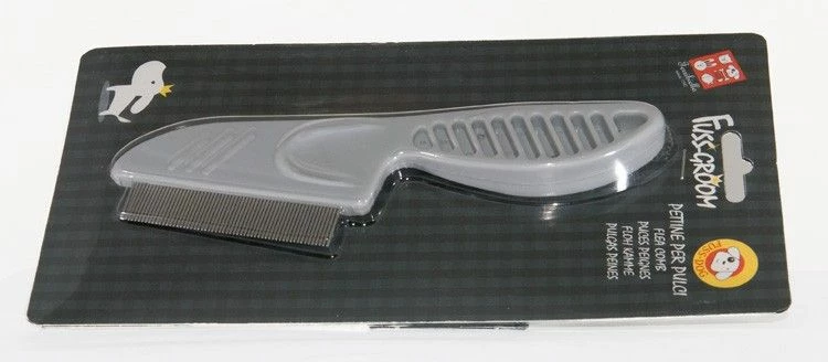 Karlie Peigne Ă Puces