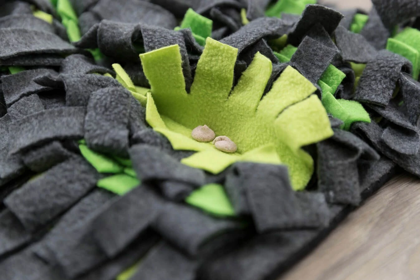 Trixie Tapis à Renifler Pour Lapin Et Cochon D'inde 27 × 20 Cm – Image 2